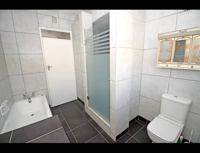 2 BEDROOM APARTMENT FOR SALE IN RIVIERA